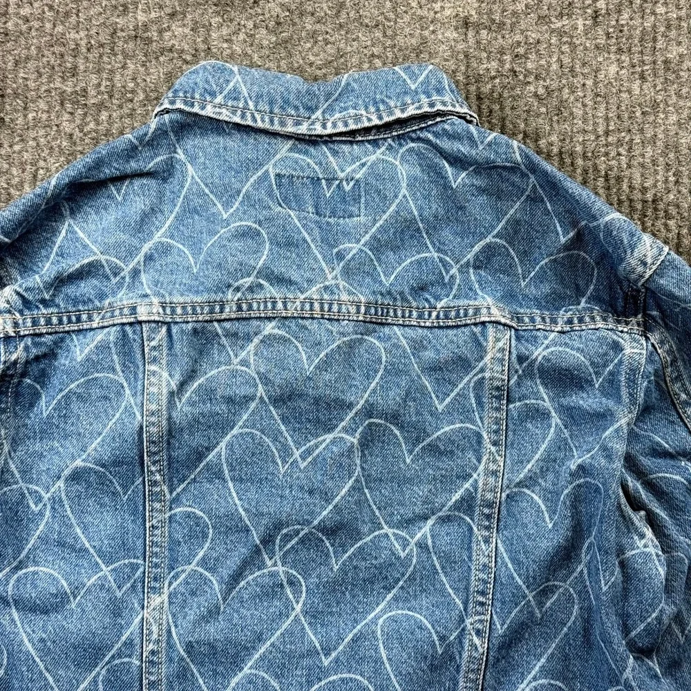 Old Navy Kids Blue Denim Heart Print Trucker Jacket Size L 10-12